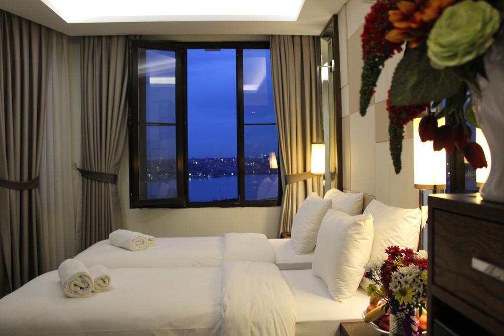 เดอะ เบียนโช โฮเต็ล เปรา Hotel อิสตันบูล ภายนอก รูปภาพ