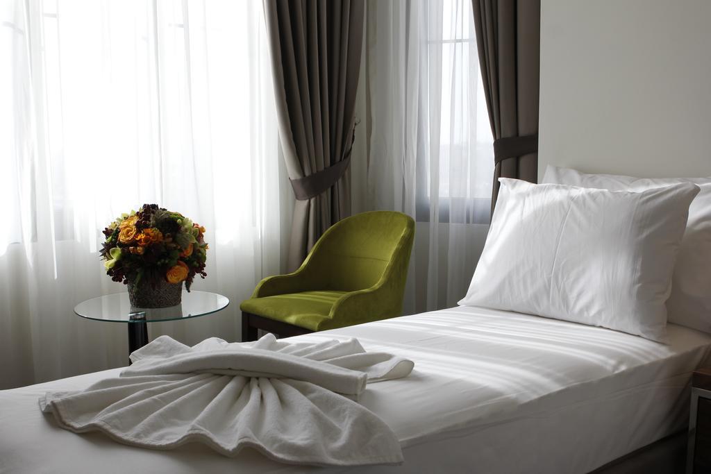 เดอะ เบียนโช โฮเต็ล เปรา Hotel อิสตันบูล ภายนอก รูปภาพ