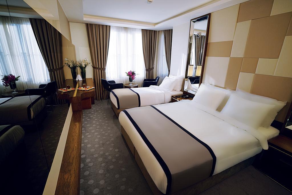 เดอะ เบียนโช โฮเต็ล เปรา Hotel อิสตันบูล ภายนอก รูปภาพ